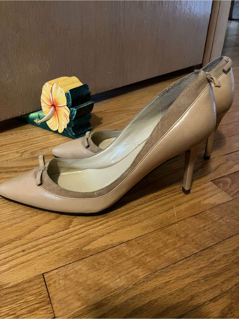 Polo by Ralph Lauren Beige Pointed-Toe Bow Stiletto Heels